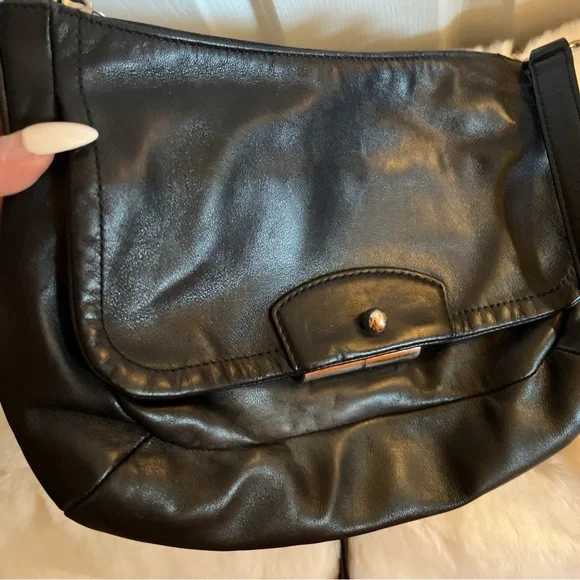Coach black leather messenger crossbody bag shoulder silver hardware flap - Picture 4 of 16